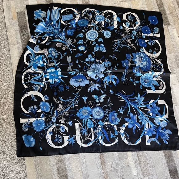Beautiful LV  or GG Silk Scarves - Picture 1 of 7